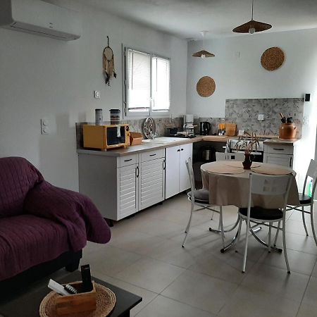 Petite Maison De Campagne Calamane Extérieur photo